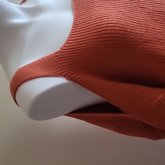 Off-the-Shoulder Orange Sweater EUC Size Medium - Picture 2 of 5